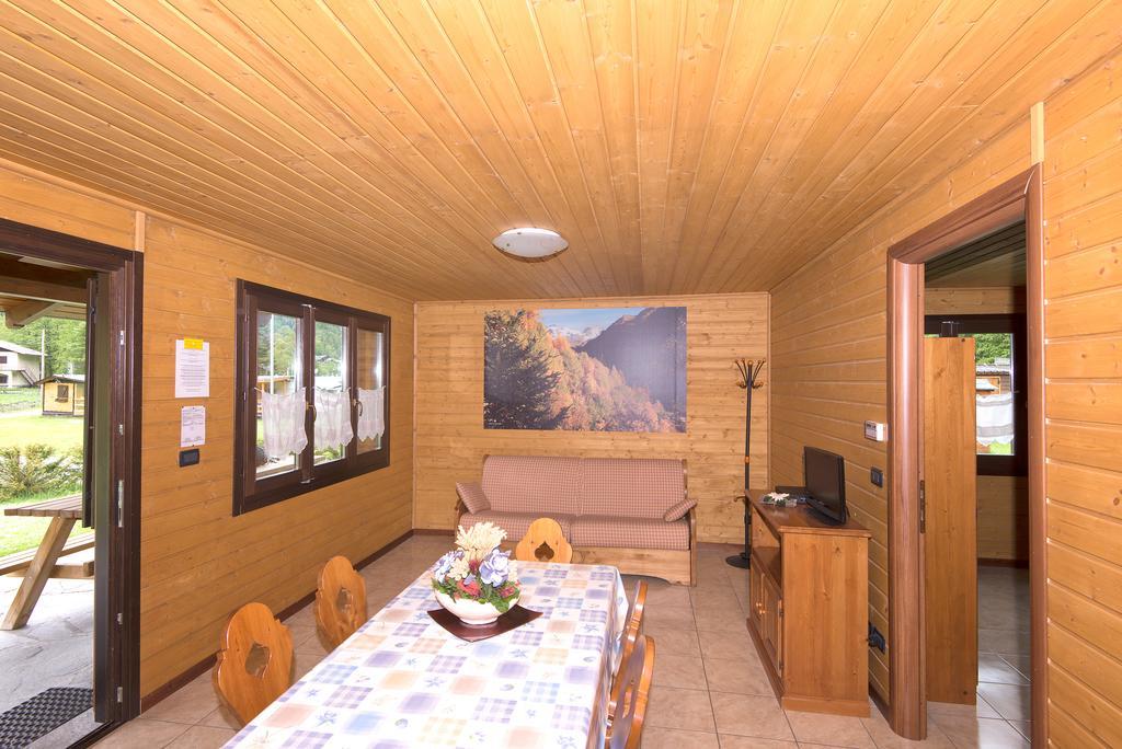 Margherita Camping & Resort Gressoney-Saint-Jean Room photo